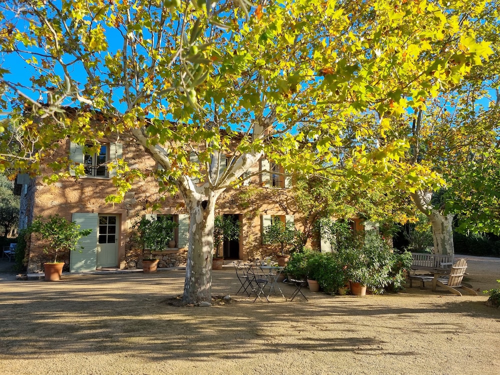 Deluxe Villa photo 1