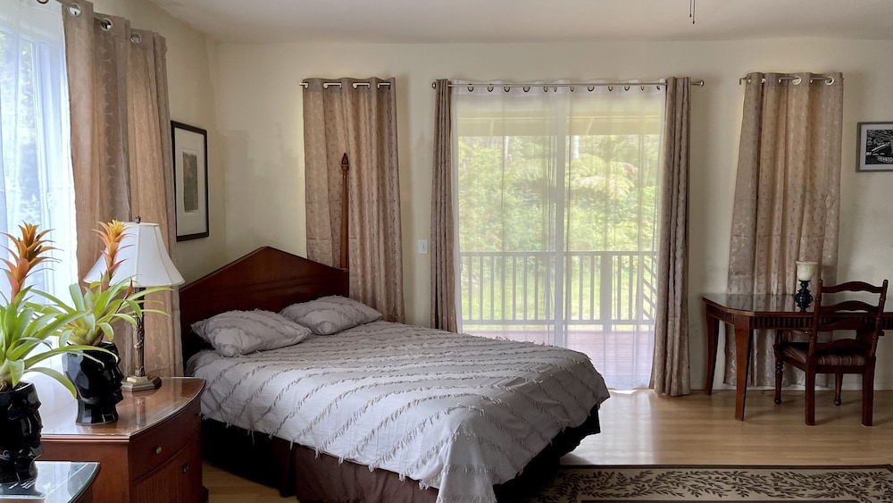Room (Botanical) - Photo 4