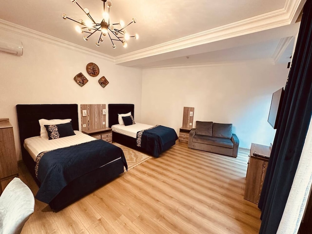 Deluxe Twin Room photo 3