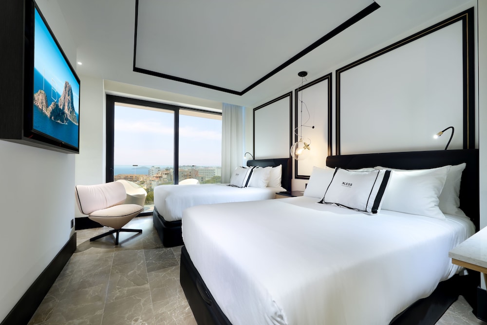 Deluxe Double Room, Sea View - Photo 2