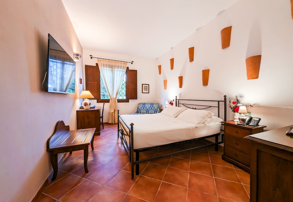 Standard Double Room - Photo 5