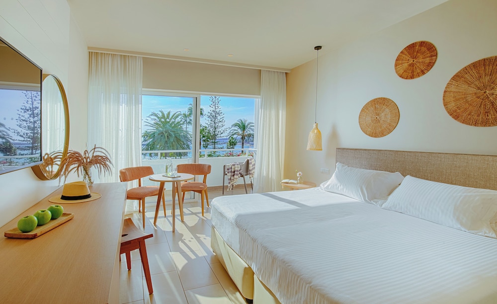 Standard Room, Sea View - Photo 1
