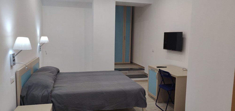 Comfort Room (Camera 1)