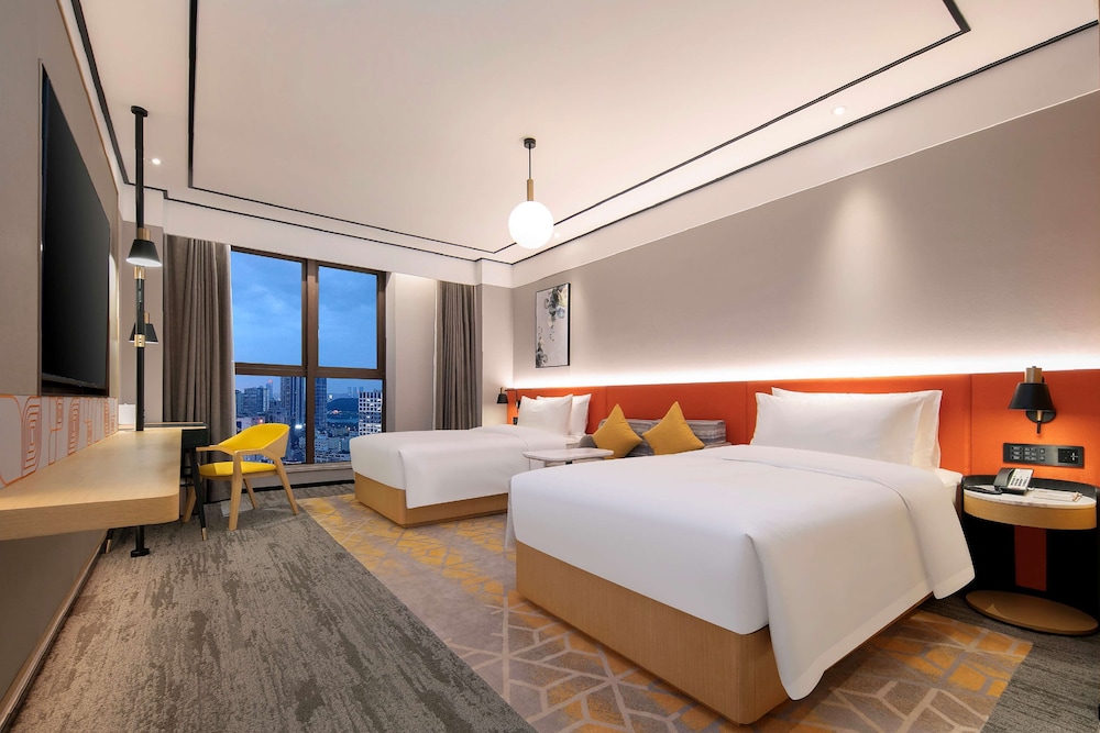Business Twin Room, 1 Queen Bed photo 3