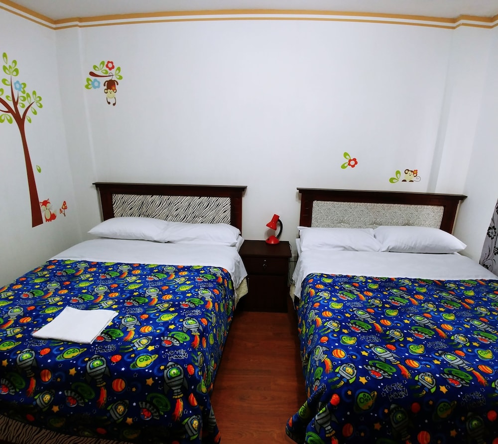 Basic Double Room, 2 Queen Beds, Ensuite photo 1