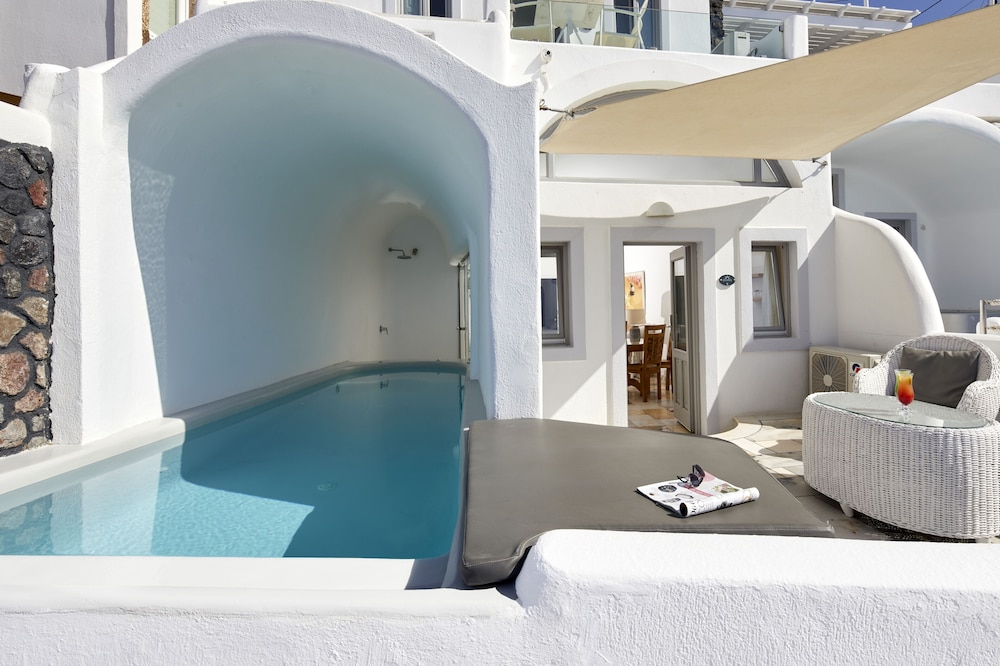 Suite, Private Pool (Master,  Caldera View) - Photo 15