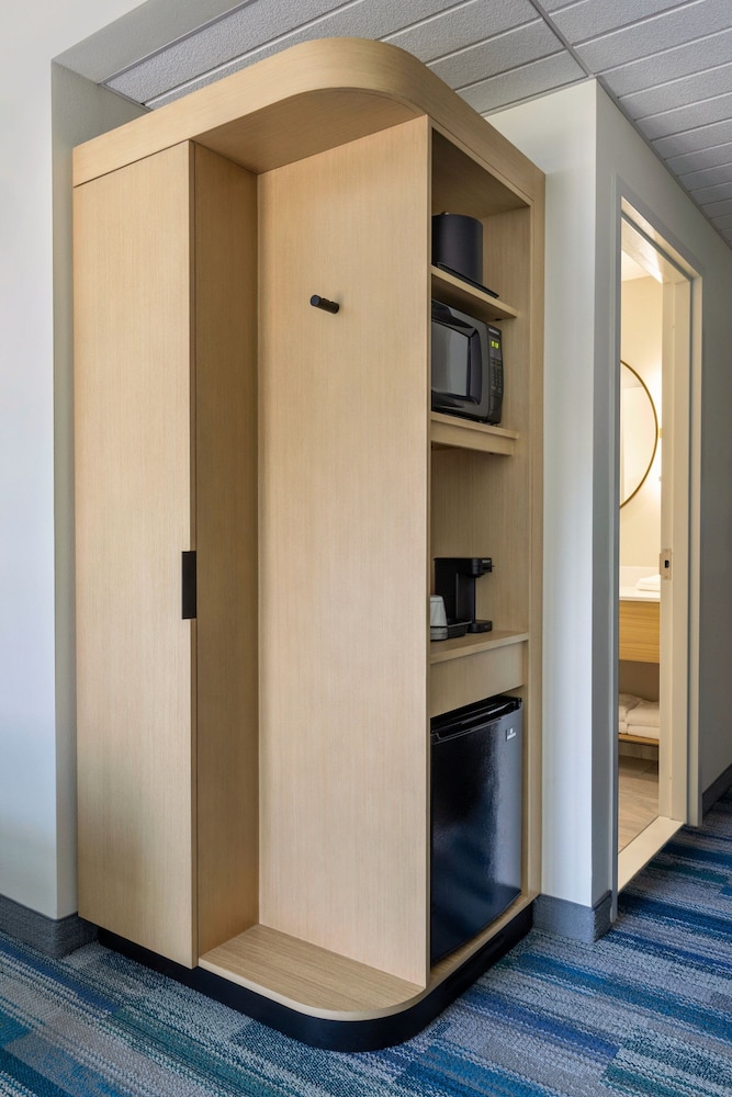 Suite, Multiple Beds - Photo 2