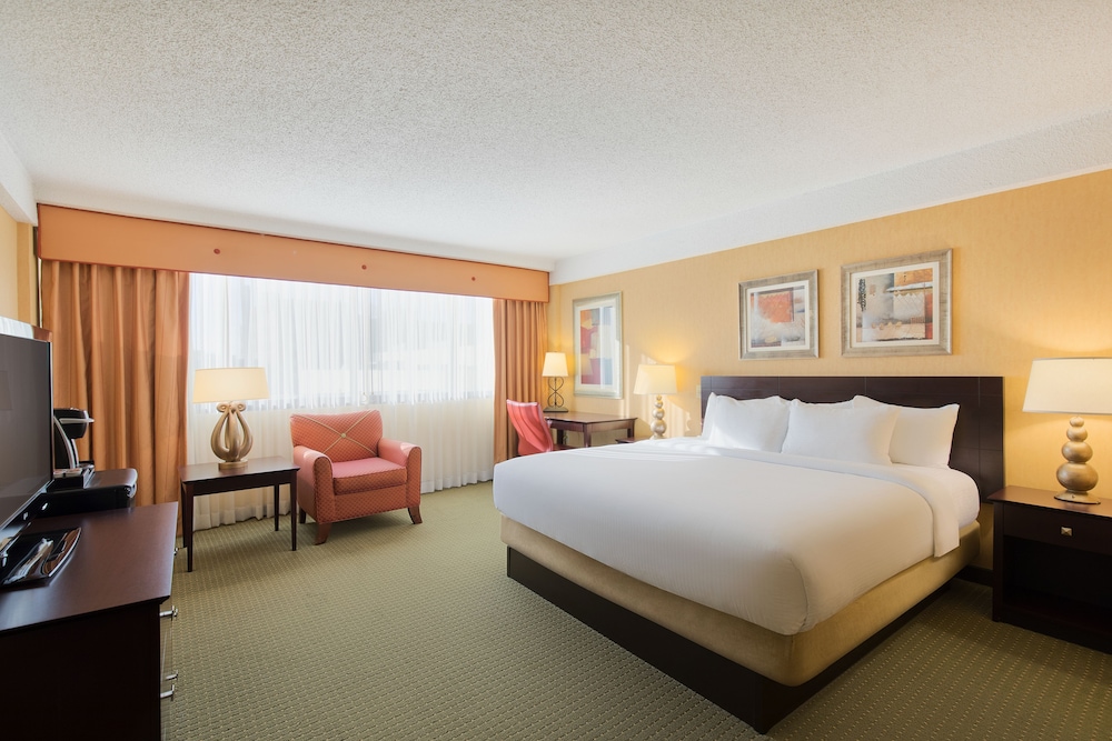Room, 1 King Bed, Accessible photo 1
