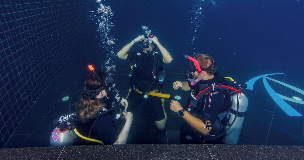 Grand Pool Access+PADI Open Water Scuba Diver