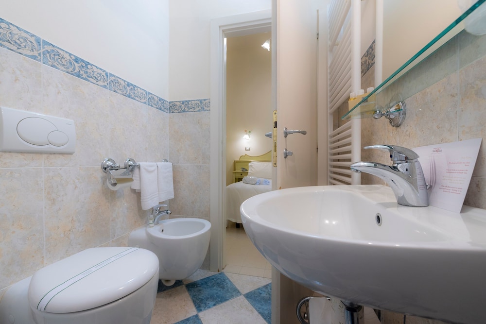 Classic Room, 1 Large Twin Bed, Garden View - Photo 5