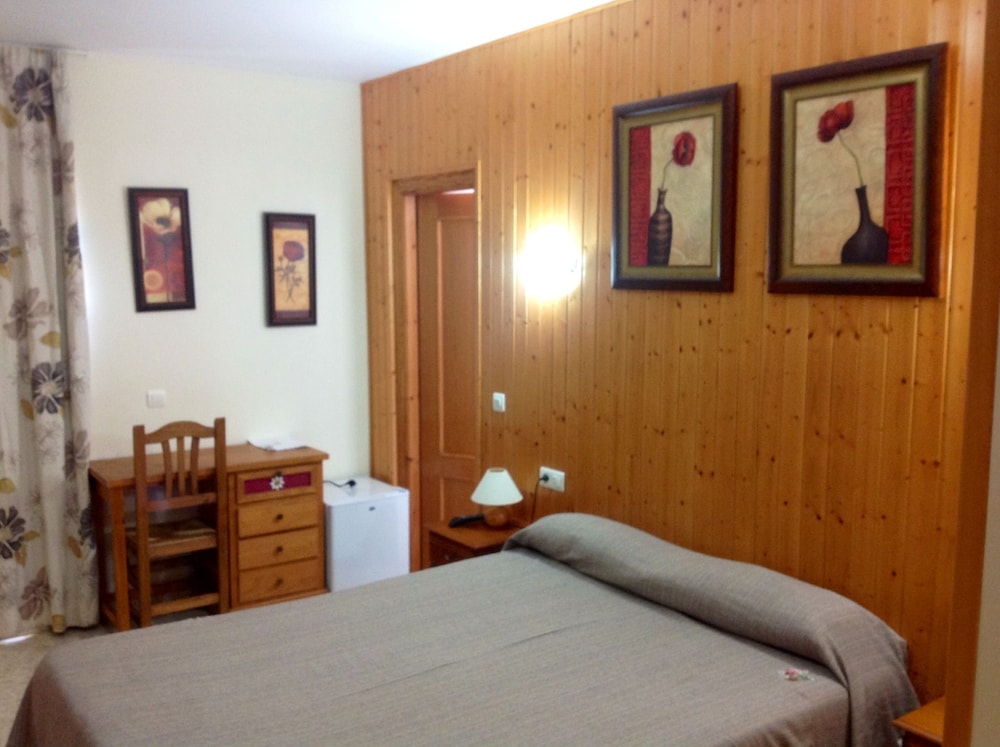 Triple Room - Photo 2