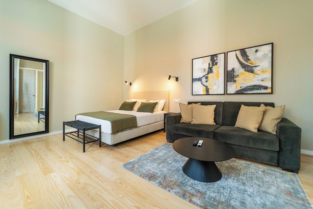 Superior Triple Room, 1 Queen Bed with Sofa bed