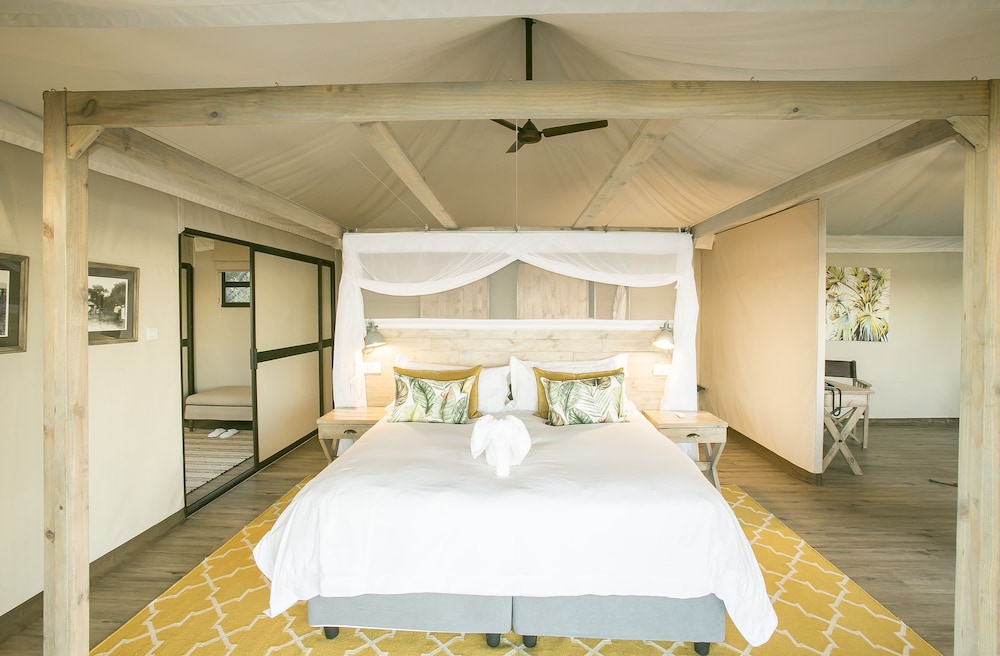 Superior Double or Twin Room photo 2