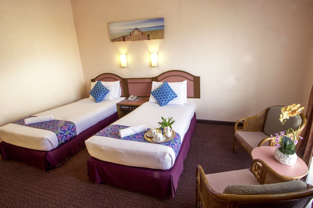 Premium Double or Twin Room - Photo 2