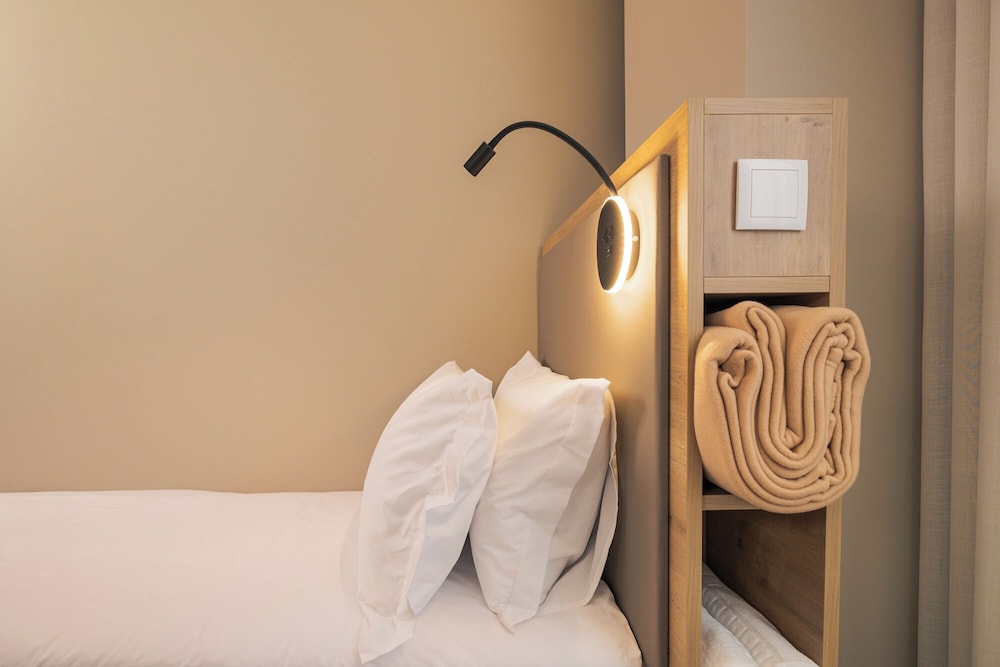 Classic Single Room