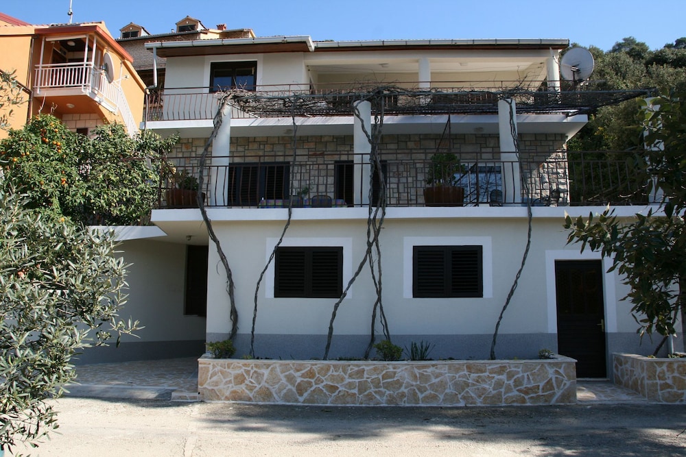 Apartment (Robert - 5m from the sea - A1(2+2)) photo 2