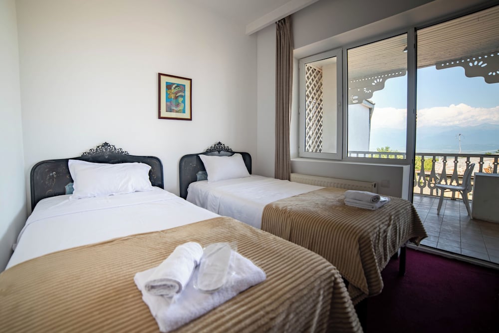 Standard Twin Room photo 1