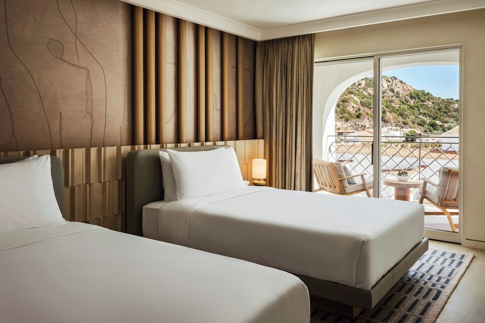 Premier Room, 2 Double Beds, Balcony