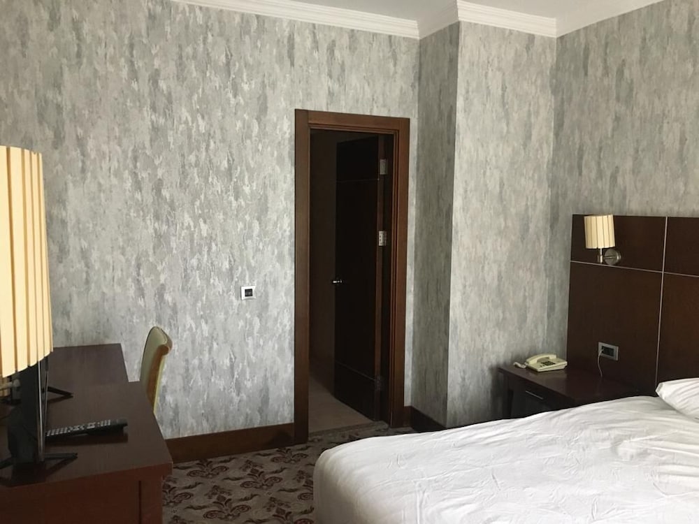 Superior Studio Suite photo 2