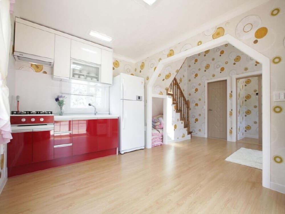 Basic Duplex photo 2
