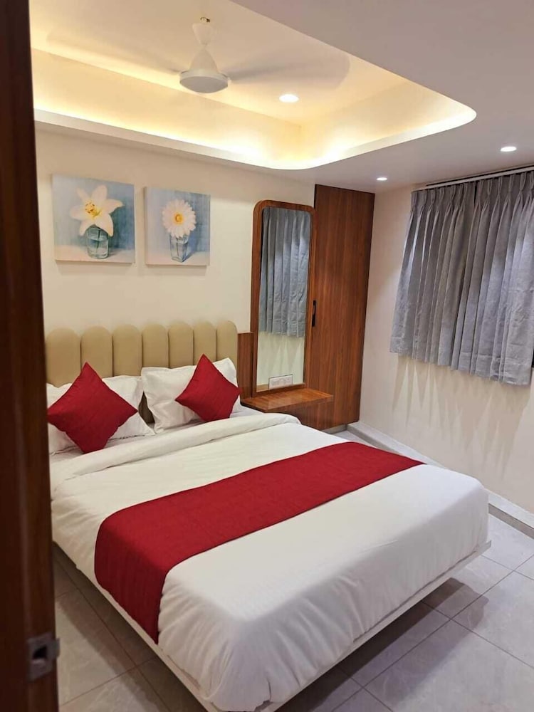 Deluxe Room - Photo 1