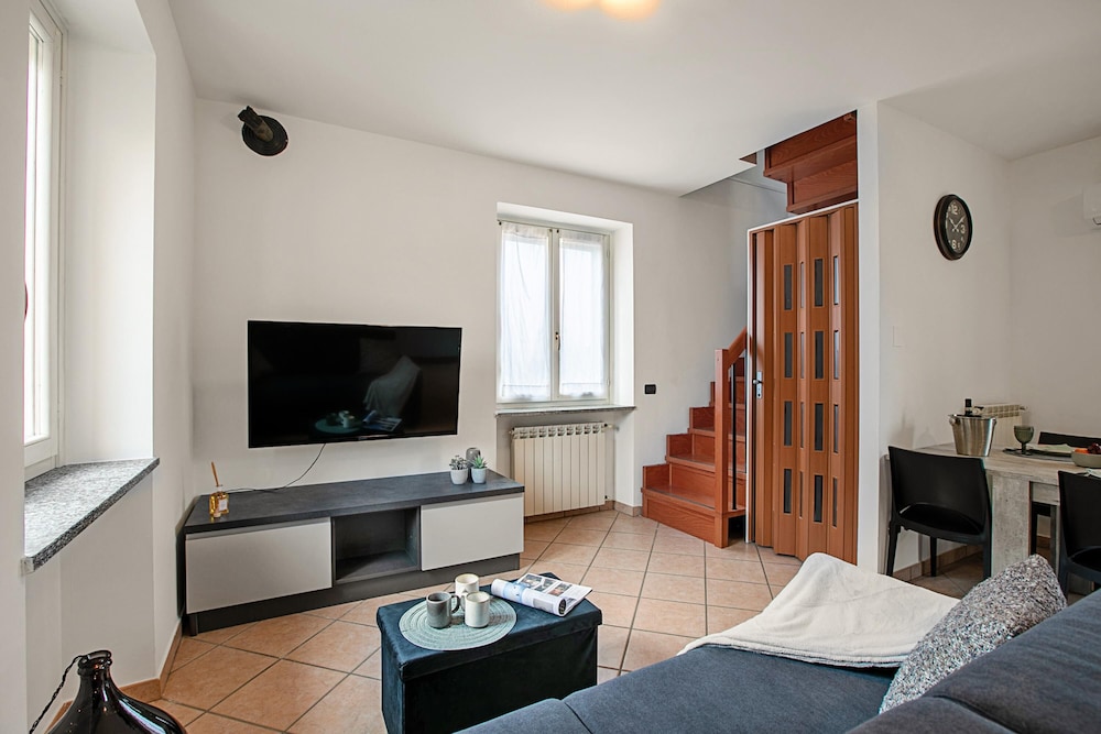 Apartment photo 1