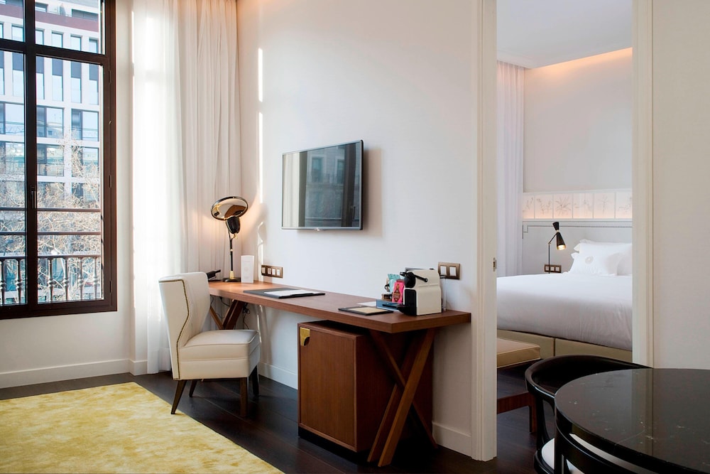 Junior Suite, 1 Bedroom, City View