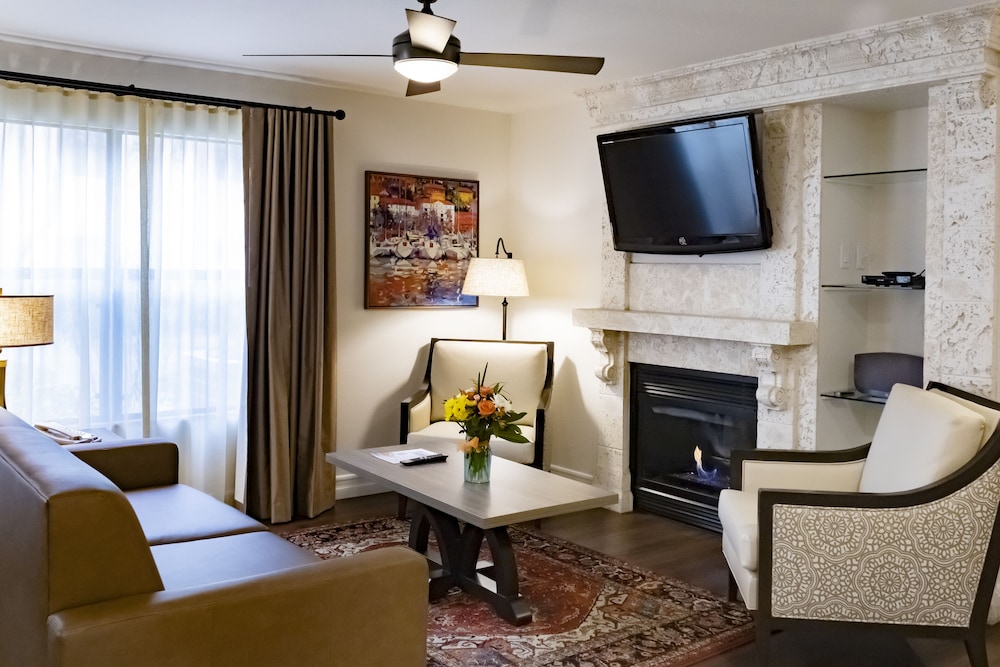 Villa, 2 Bedrooms - Photo 1