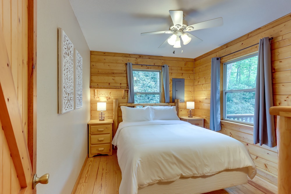 House (2 Bedrooms) photo 1