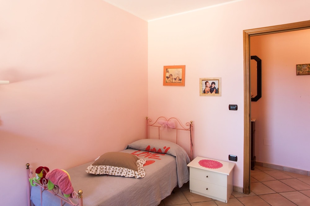Villa, 4 Bedrooms photo 2