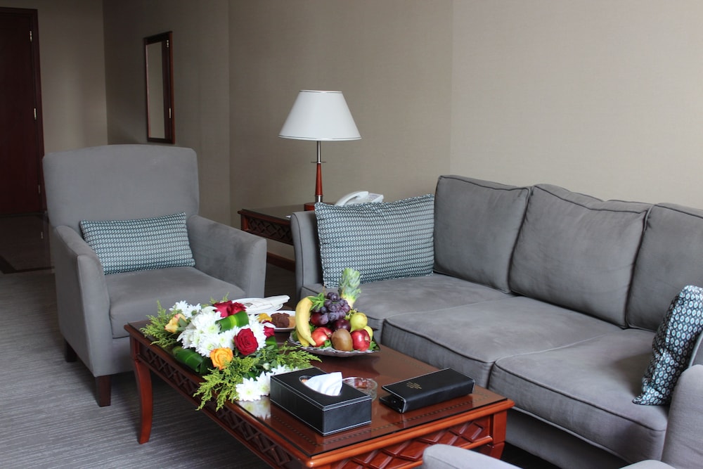 Royal Suite, 2 Bedrooms, Accessible - Photo 6