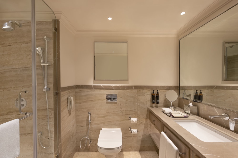 Deluxe Twin Room - Photo 2