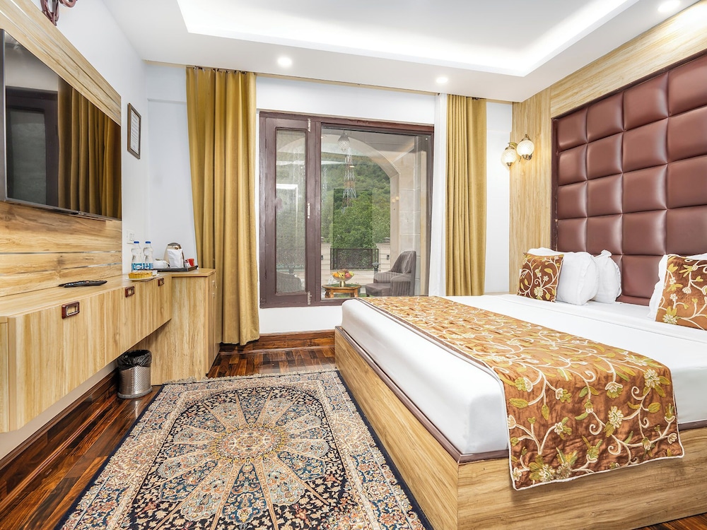 Deluxe Room, Garden View photo 1