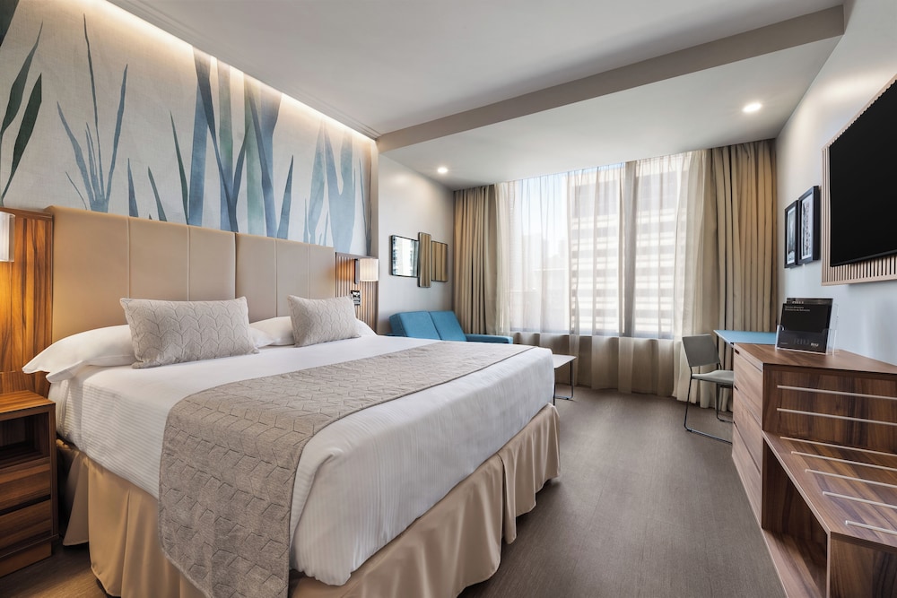 Deluxe Room, 1 King Bed