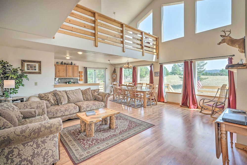 House (4 Bedrooms) photo 1
