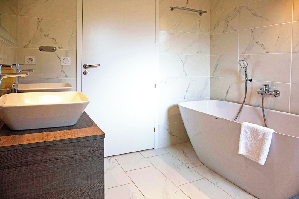 Villa, 3 bedrooms, Terrace, Private Garden photo 2