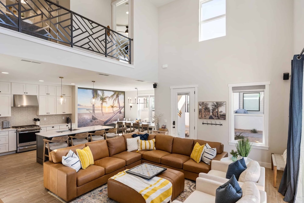 Townhome, 5 Bedrooms