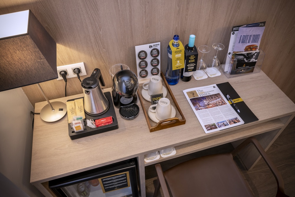 Hotel SERHS Rivoli Rambla - Photo 272