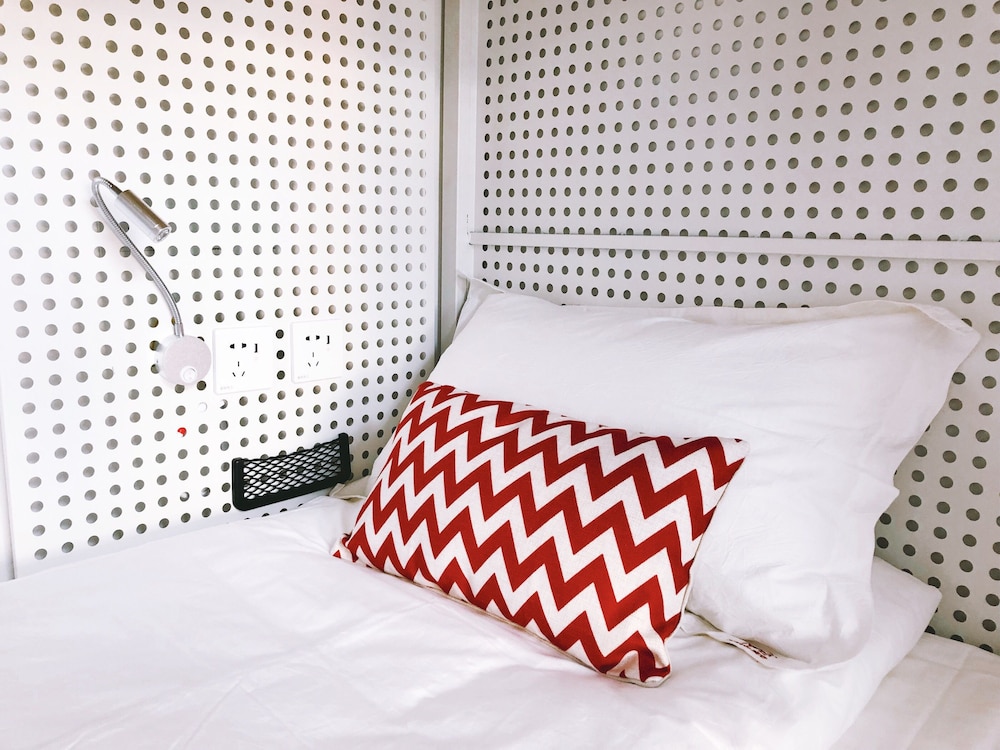 1 Bed in 8-Bed Premium Shared Dormitory,Women Only photo 1