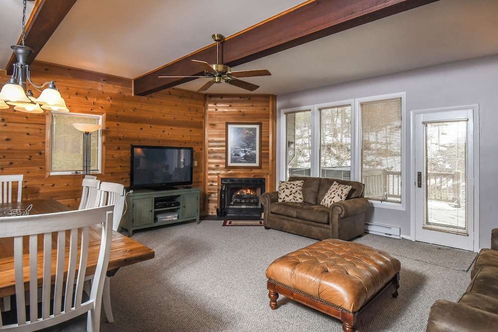 Studio (3 Bedrooms)