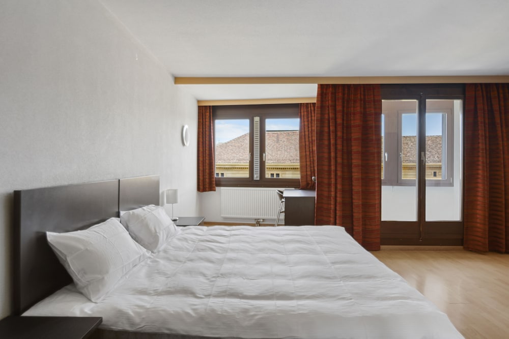 Basic Double Room photo 3