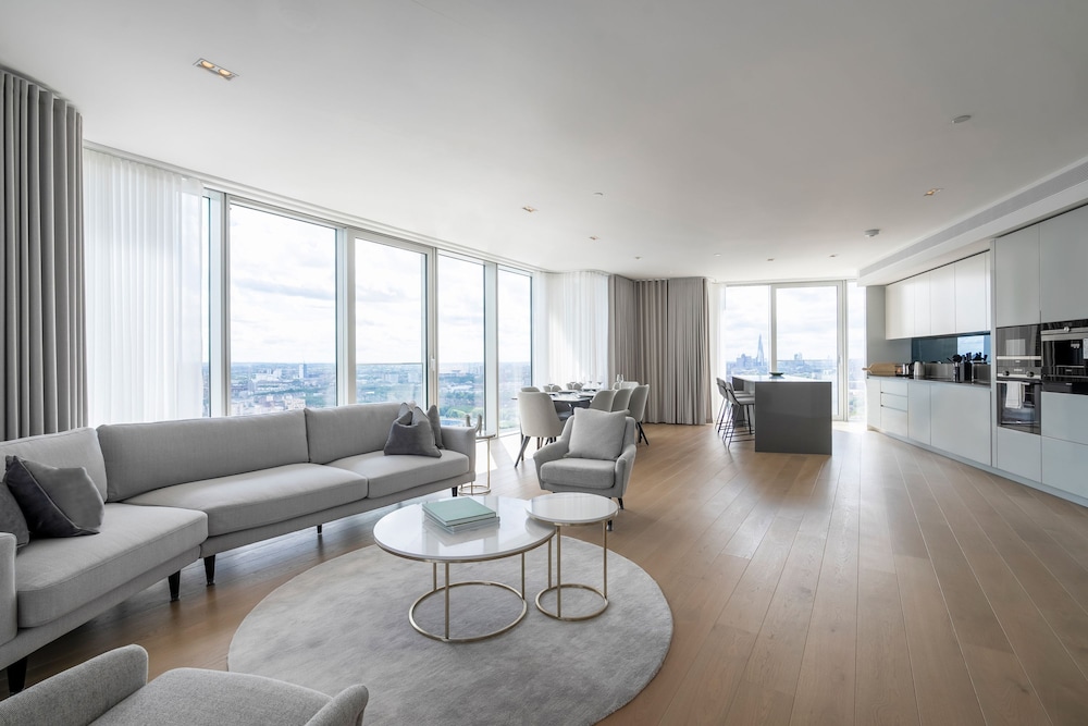 Deluxe Riverside Lejlighed Med Udsigt Over Byen, Billede 25
