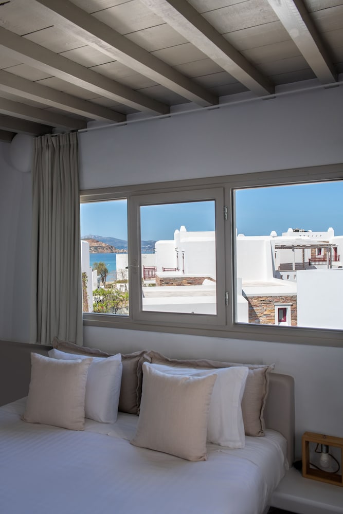 King Suite With Outdoor Jacuzzi