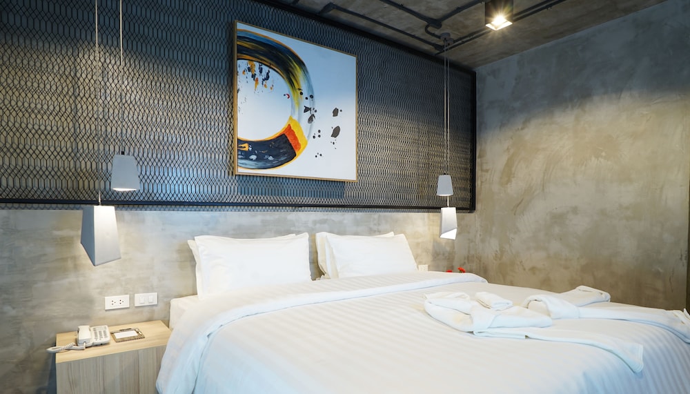 Basic Double Room photo 2