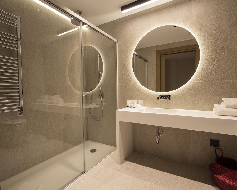 Double Room - Photo 5