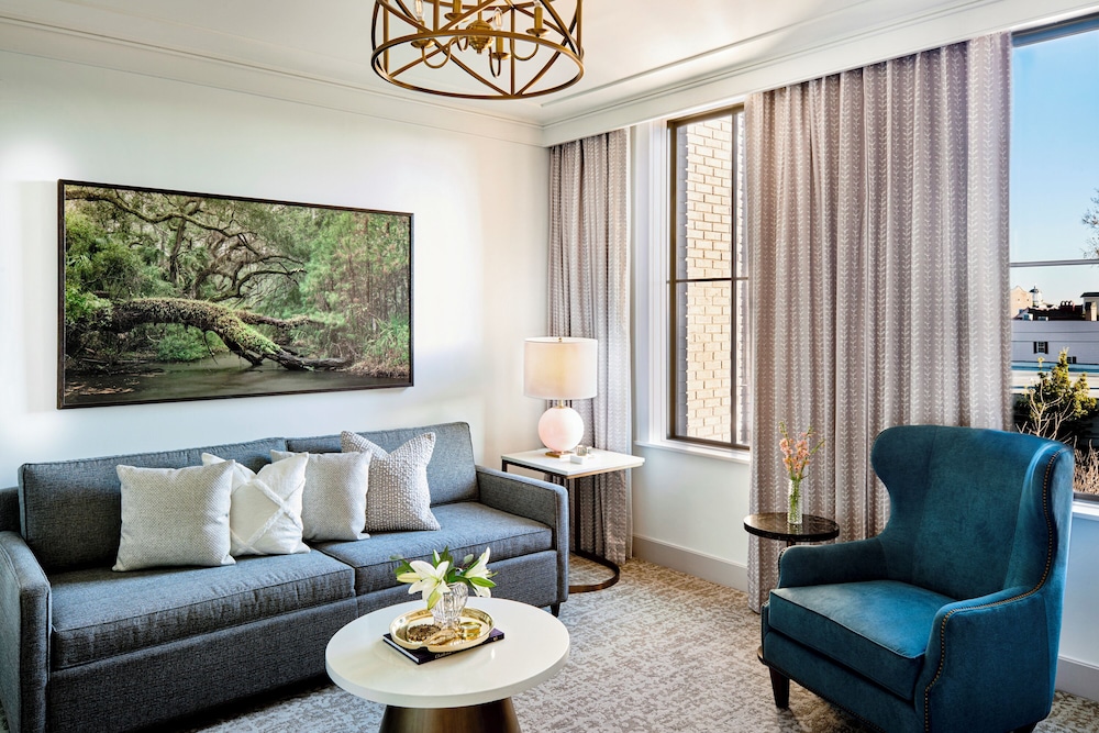 Suite, 1 King Bed