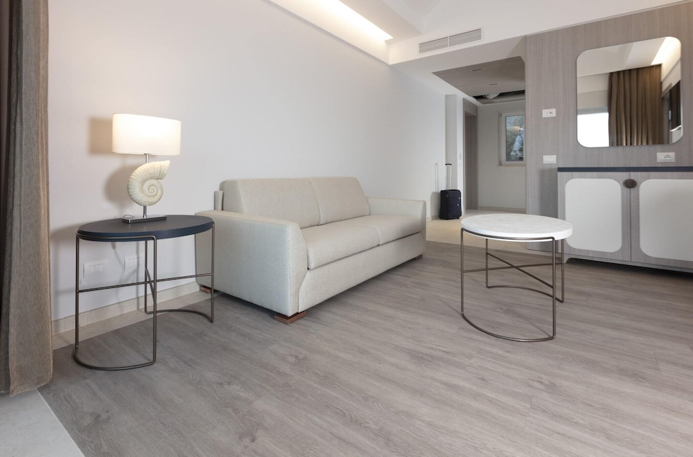 Junior Suite - Photo 10