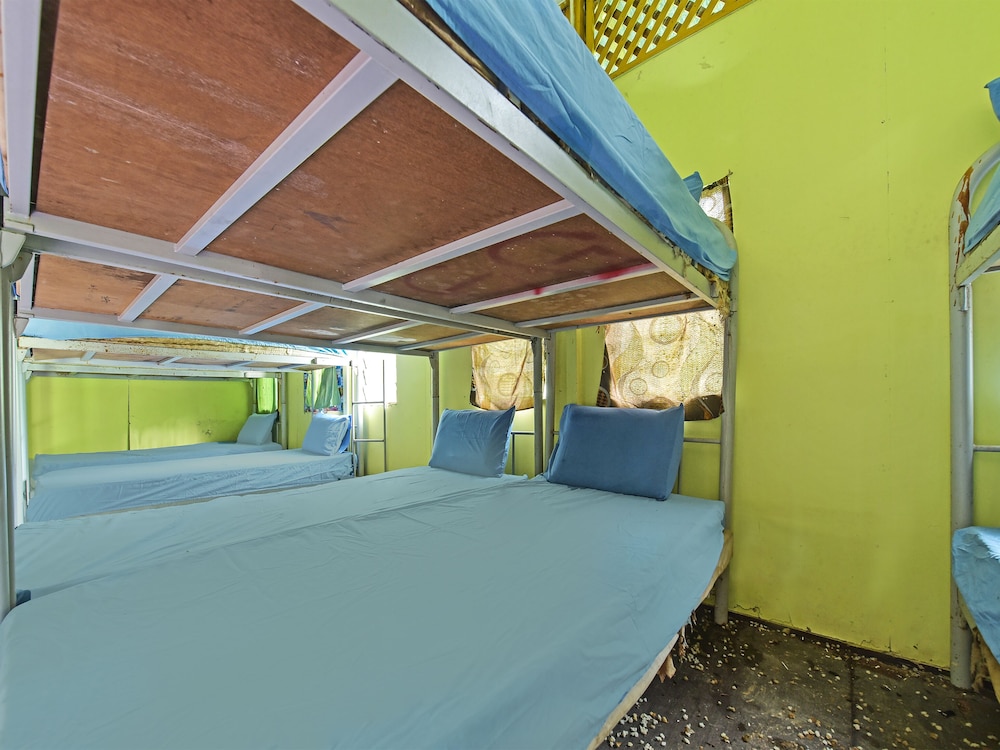 Shared Dormitory, Women only photo 3