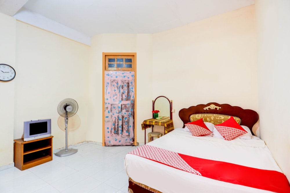 Economy Double Room - Photo 15