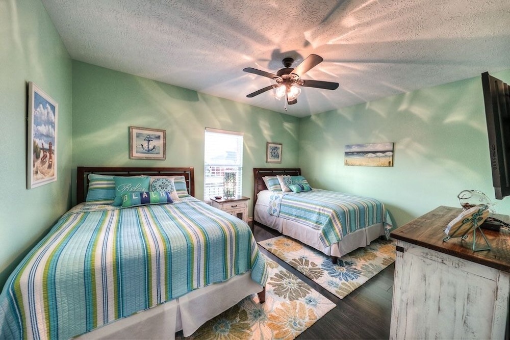 House, 3 Bedrooms photo 2
